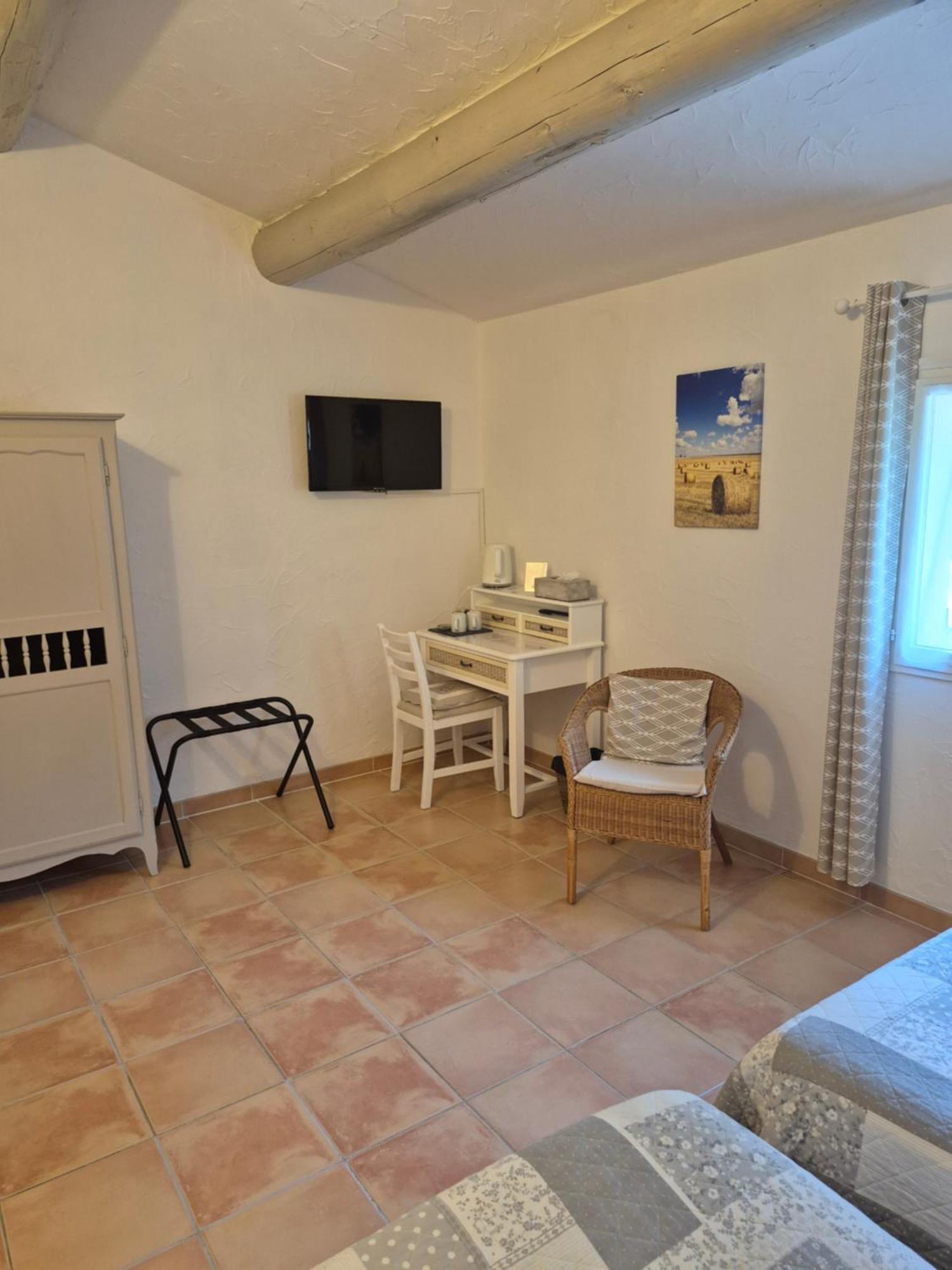 Mas Clement - Chambre et table d'hôtes LʼIsle-sur-la-Sorgue Exterior foto
