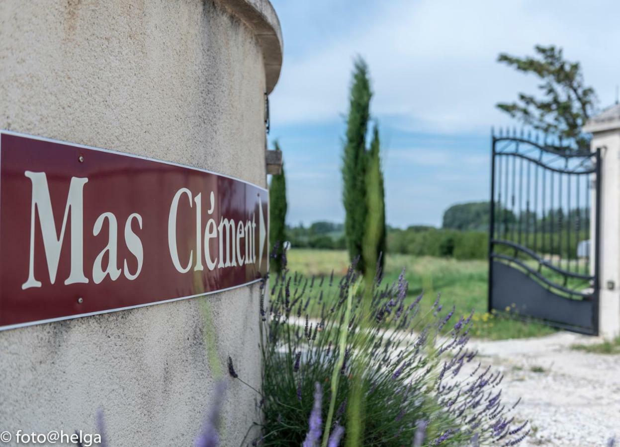 Mas Clement - Chambre et table d'hôtes LʼIsle-sur-la-Sorgue Exterior foto